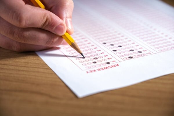 Prefeitura de Antônio Carlos – SC abre vagas; até R$ 7,8 mil